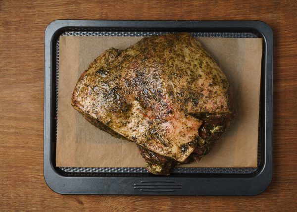 BUTTERFLIED LEG OF LAMB IN MINT GLAZE